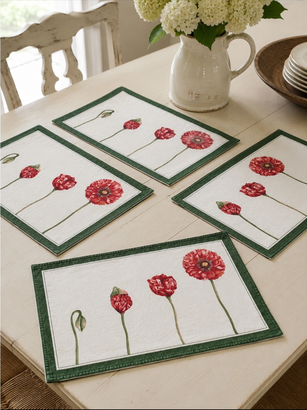 6 Sander Villeroy & Boch "Flora" Poppy Reversible Placemats. Discontinued